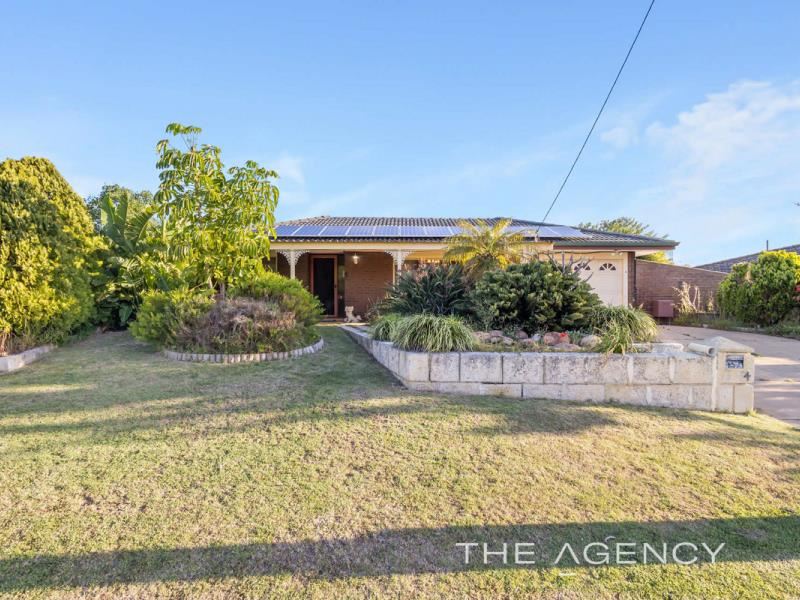 4 Newcombe Way, Padbury