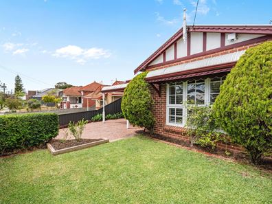 18 Egina Street, Mount Hawthorn WA 6016