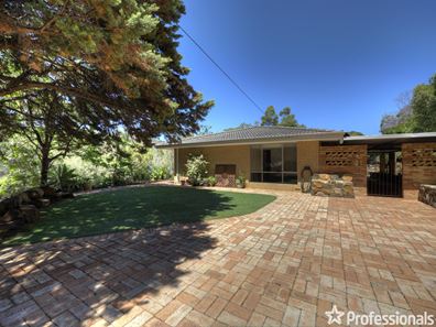 2 Cairnhill Court, Darlington WA 6070