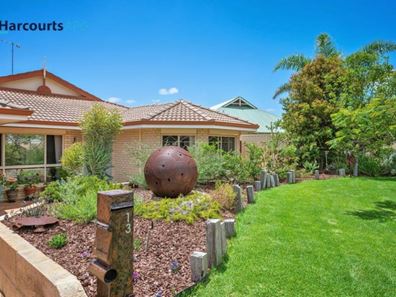 13 Lefroy Place, Usher WA 6230