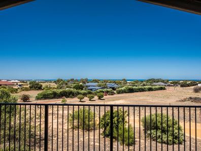 61 Wittenoom Circle, White Peak WA 6532