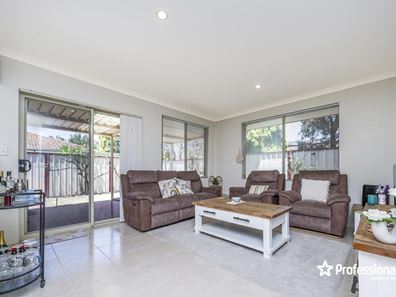 8/68 Ivanhoe Street, Bassendean WA 6054