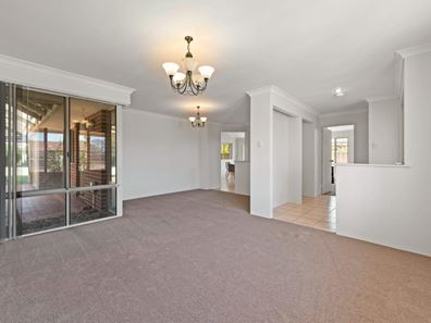 9 Batavia Place, Mahomets Flats WA 6530