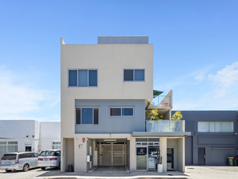 1/17 Gladstone Street, Perth