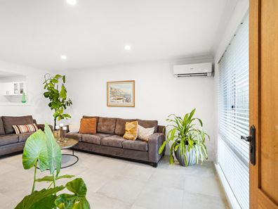6/240 Eighth Avenue, Inglewood WA 6052