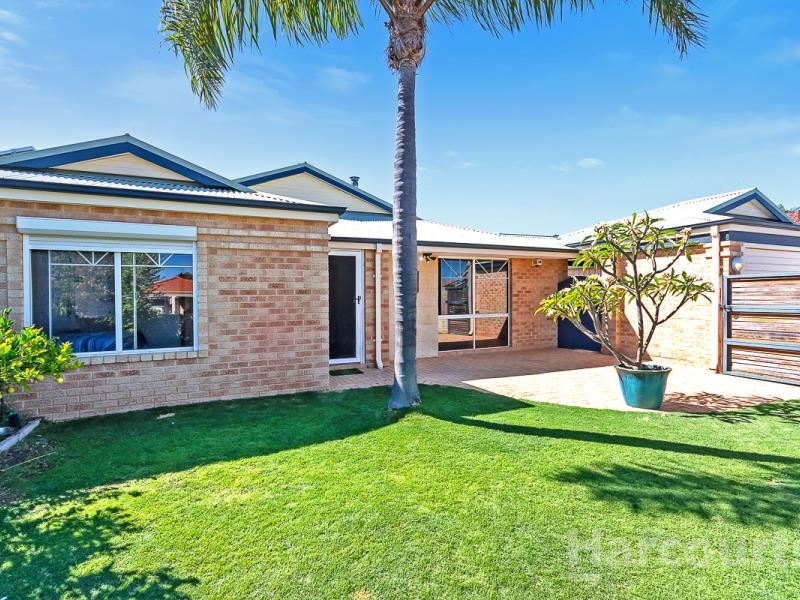19 Clermont Gardens, Currambine WA 6028