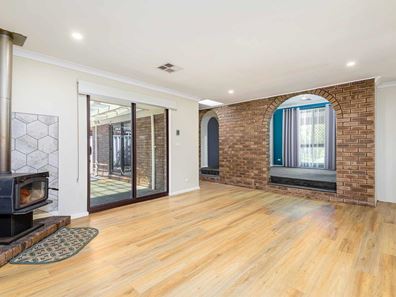7 Harnett Place, Australind WA 6233