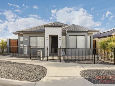 35 Portaferry Gardens, Ridgewood WA 6030