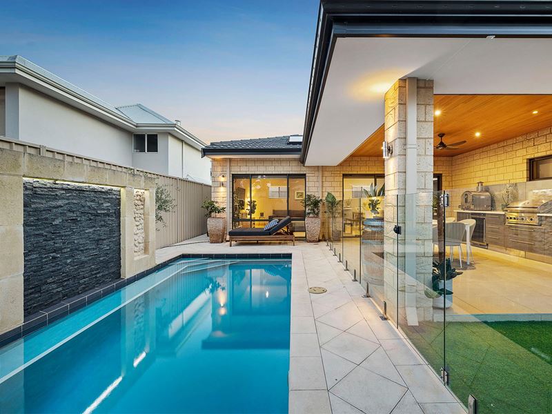 38a Gum  Lane, Como WA 6152