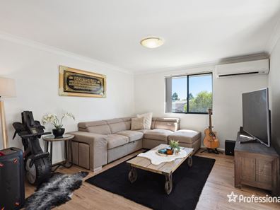 42/18 Whitlock Road, Queens Park WA 6107