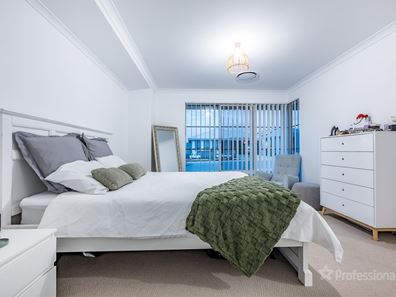 27 Pangolin Grove, Alkimos WA 6038