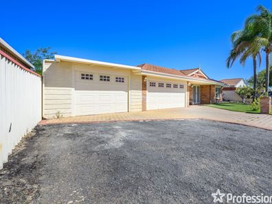 3 Luff Lane, Waikiki WA 6169