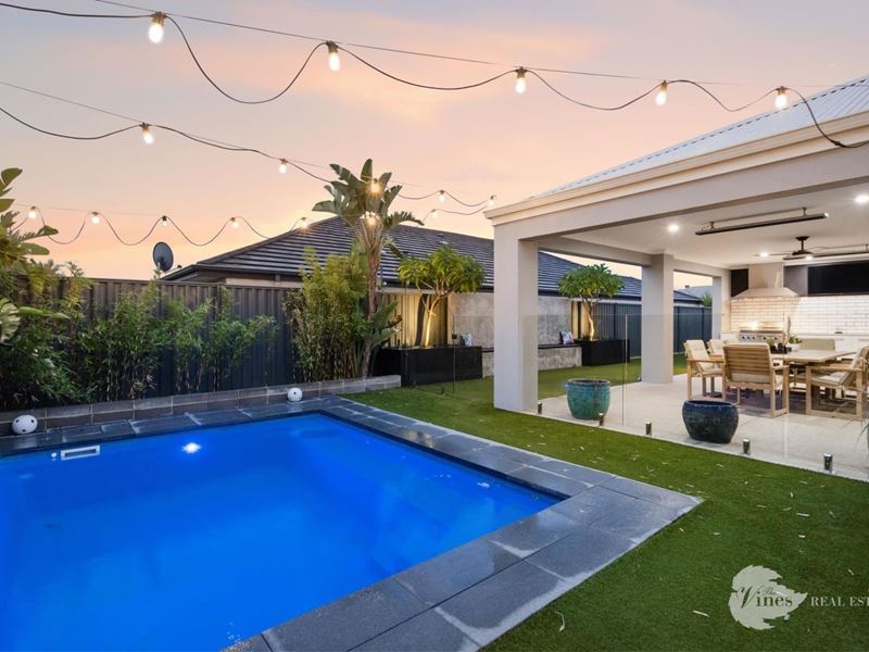 21 Marengo Close, Aveley WA 6069