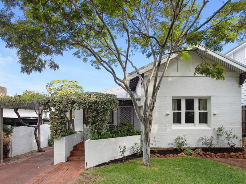 49 Pearse Street, Cottesloe WA 6011