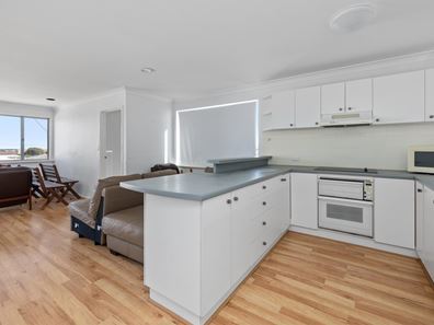 14 Atkinson Way, Lancelin WA 6044