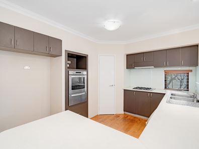 32A Tricourt Grove, Riverton WA 6148
