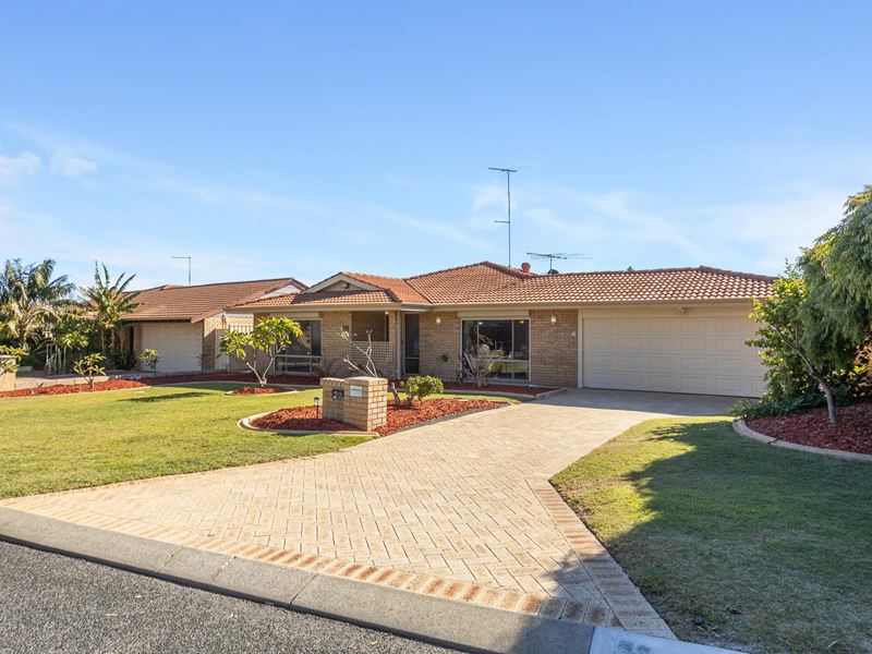 22 KNIGHTSBRIDGE CRESCENT, Mullaloo WA 6027