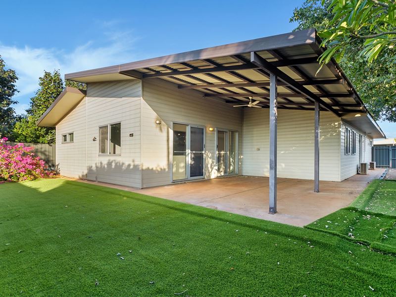 130 Bajamalu Drive, Baynton WA 6714