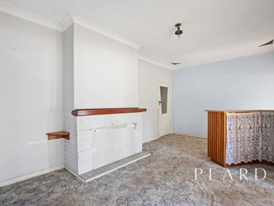4 Clancy Way, Thornlie WA 6108