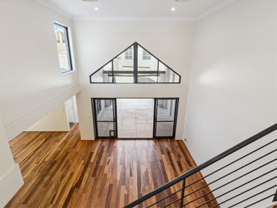 21 Swansea Promenade, Mindarie WA 6030