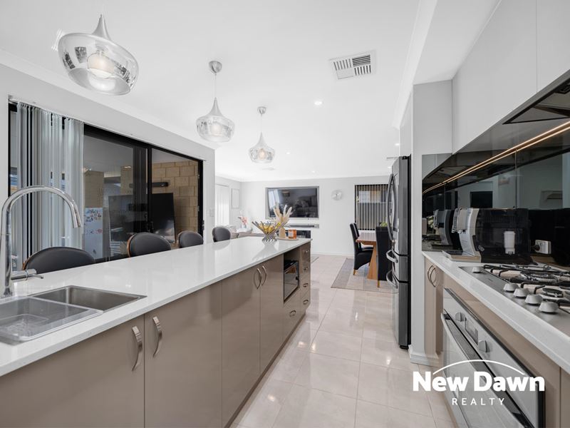 7 Dorrien Way, Ellenbrook