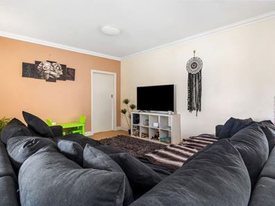 10 Evans Street, Boulder WA 6432