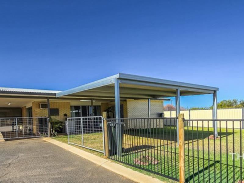 8/116 Nanda Drive, Kalbarri WA 6536
