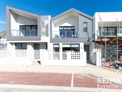 21 Mykonos View, Iluka WA 6028