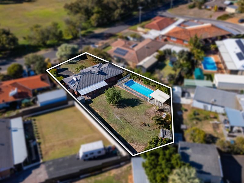 18 Charterhouse Close, East Bunbury WA 6230