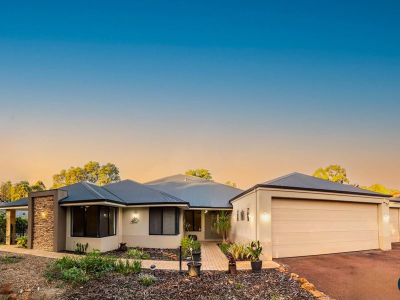 124 Heritage Drive, Roleystone WA 6111