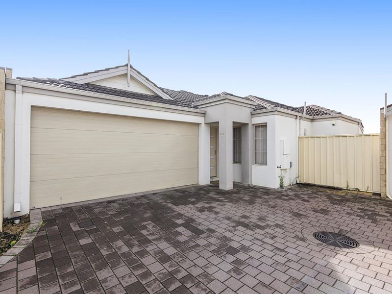 62B Amherst Road, Canning Vale WA 6155