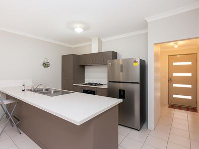 62B Amherst Road, Canning Vale WA 6155