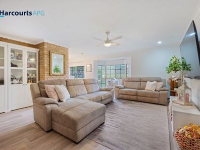 16B Leedshill Way, Australind WA 6233
