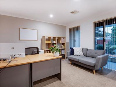 29 Dearden Road, Byford WA 6122
