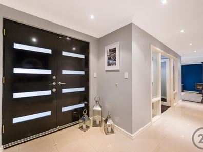 31 Malata Ridge, Lakelands WA 6180