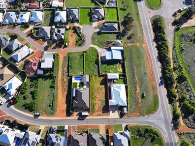 41 Reef Boulevard, Drummond Cove WA 6532