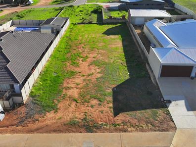 41 Reef Boulevard, Drummond Cove WA 6532