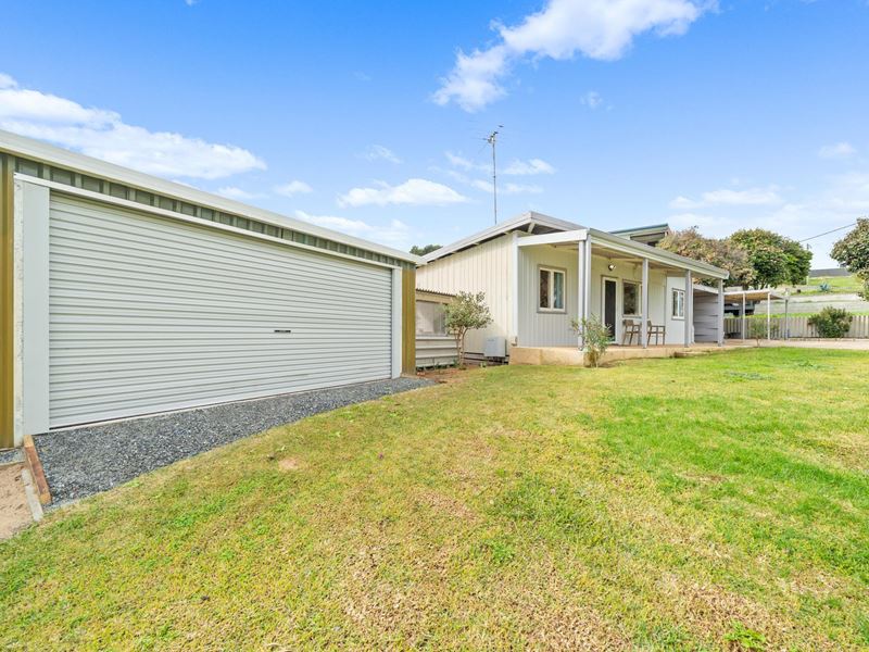 17 Gambia Place, Madora Bay WA 6210