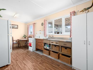 17 Gambia Place, Madora Bay WA 6210