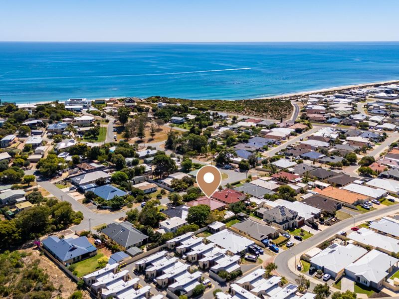 10 Hazelmere Drive, Dawesville WA 6211