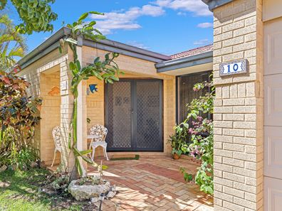 10 Hazelmere Drive, Dawesville WA 6211