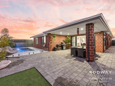 12 Swaledale Pde, Haynes WA 6112