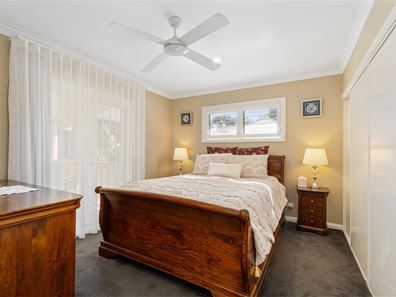 8 Hebe Lane, Woodbridge WA 6056
