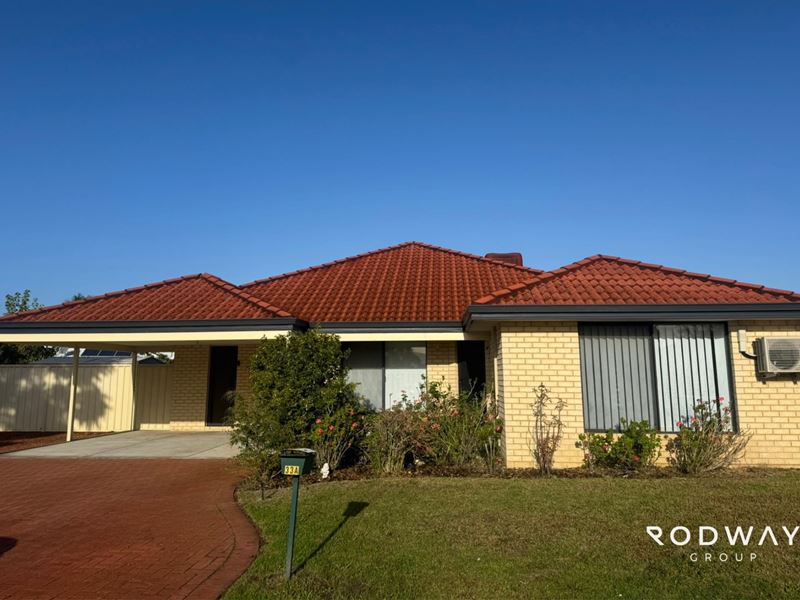 33A Lyrebird Loop, Seville Grove WA 6112