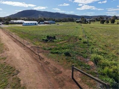 136 Newcastle Street, York WA 6302