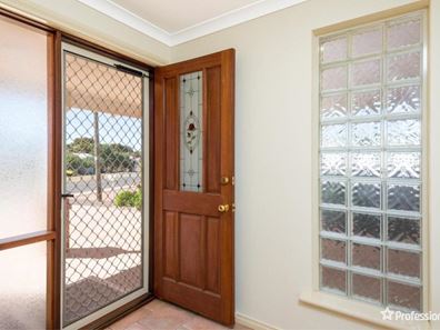 2/5 Hicks Road, Hannans WA 6430