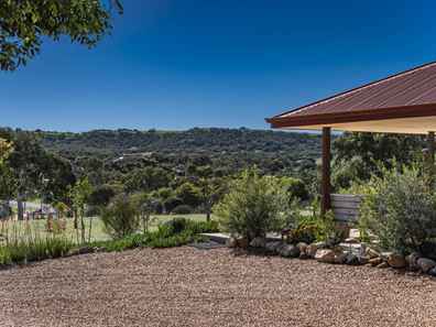 9 TILTILI RISE, Moresby WA 6530