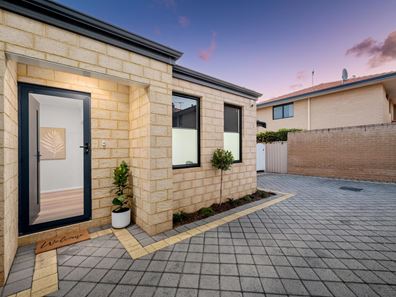 133C Hillsborough Drive, Nollamara WA 6061