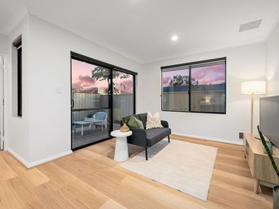133C Hillsborough Drive, Nollamara WA 6061