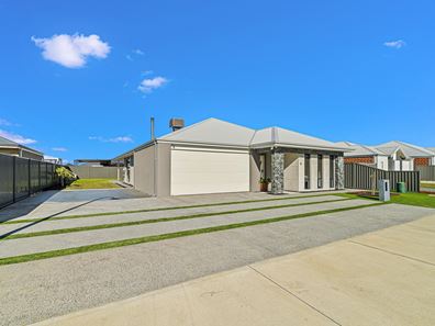 18 Goldwyer Way, Ravenswood WA 6208